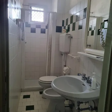 Albergo Montecatini מלון